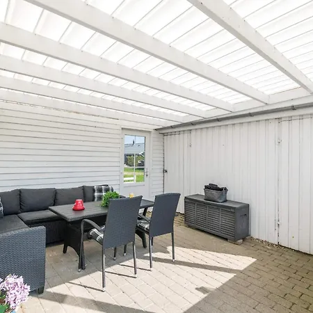 Holiday Cxcviii Hemmet